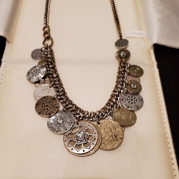 NECKLACE - Picture 4 of 6